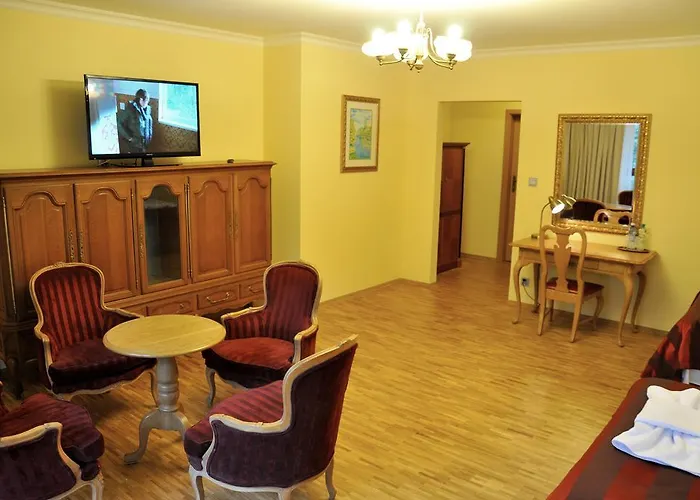 米尔 - 扬spa酒店 Lądek-Zdrój