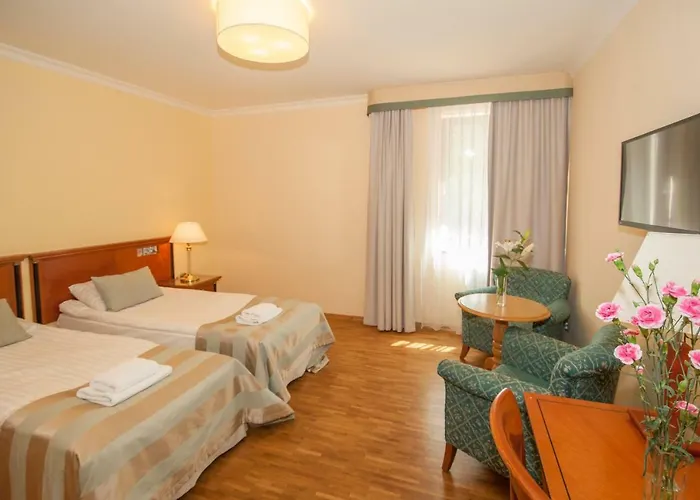 米尔 - 扬spa酒店 Lądek-Zdrój